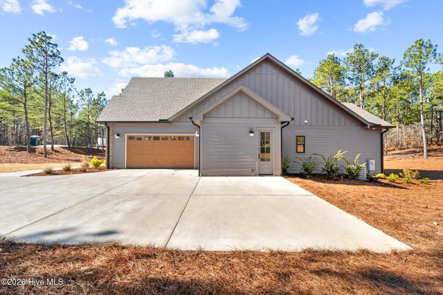 170 Sugar Sand Lane, West End, NC 27376