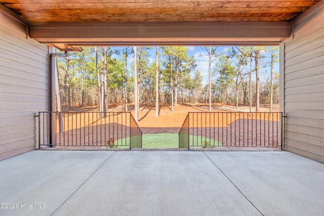 170 Sugar Sand Lane, West End, NC 27376