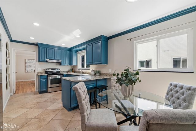 515 Neff Road, Grosse Pointe, MI 48230