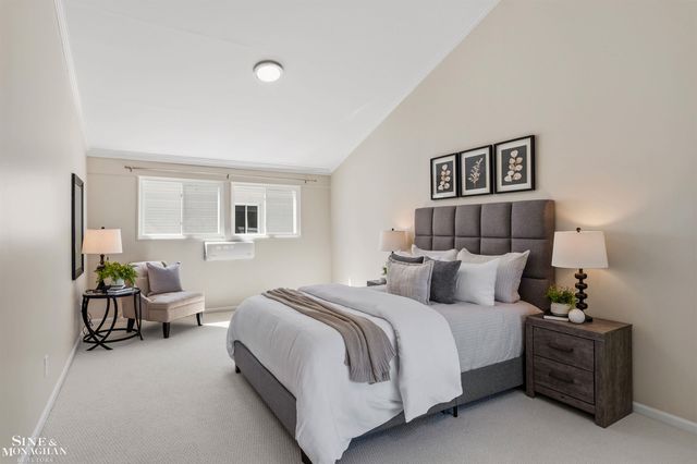 515 Neff Road, Grosse Pointe, MI 48230