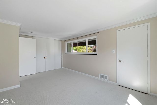 515 Neff Road, Grosse Pointe, MI 48230