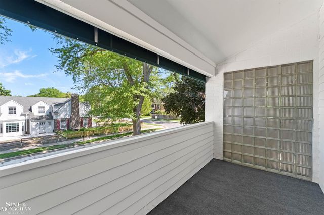 515 Neff Road, Grosse Pointe, MI 48230