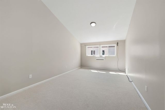 515 Neff Road, Grosse Pointe, MI 48230