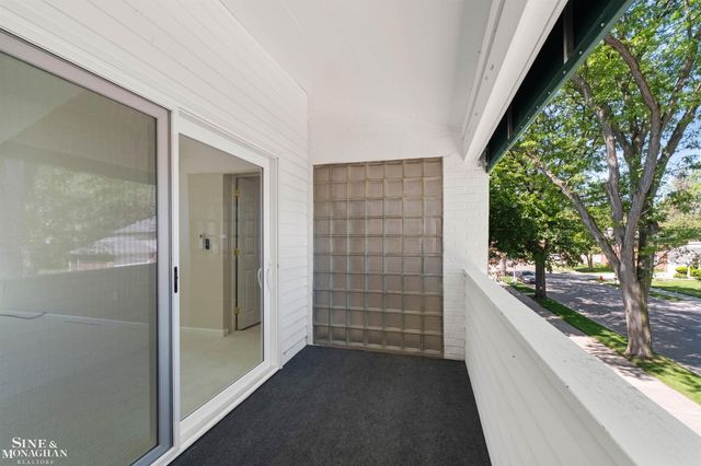 515 Neff Road, Grosse Pointe, MI 48230