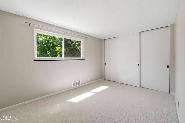 515 Neff Road, Grosse Pointe, MI 48230