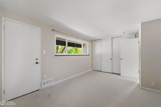 515 Neff Road, Grosse Pointe, MI 48230