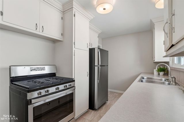 515 Neff Road, Grosse Pointe, MI 48230