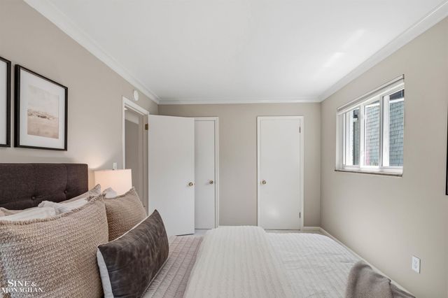 515 Neff Road, Grosse Pointe, MI 48230