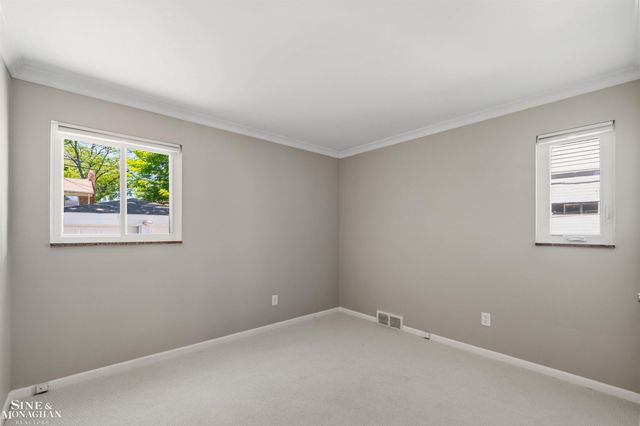 515 Neff Road, Grosse Pointe, MI 48230