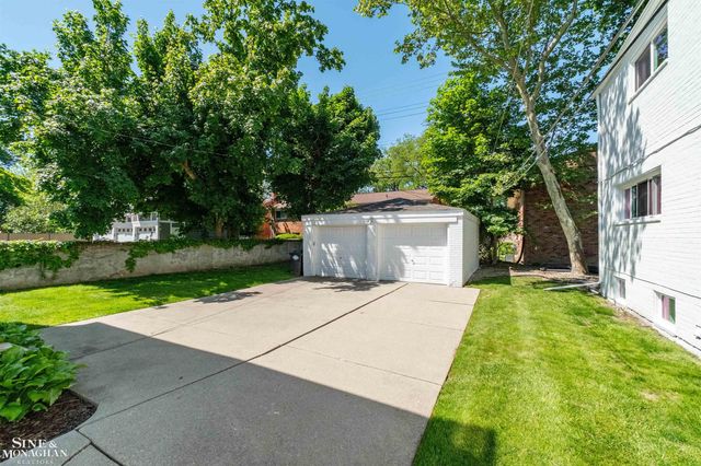 515 Neff Road, Grosse Pointe, MI 48230