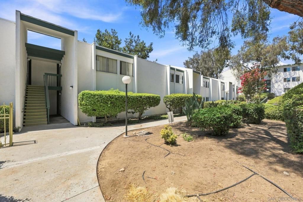 4064 Huerfano Ave 251, San Diego, CA 92117 — photo 2