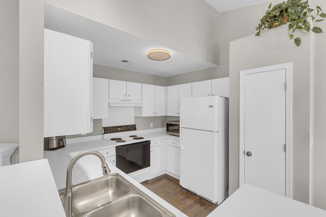 222 Lytham Court, Charleston, SC 29414