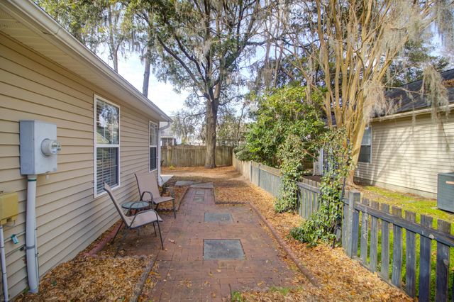 222 Lytham Court, Charleston, SC 29414