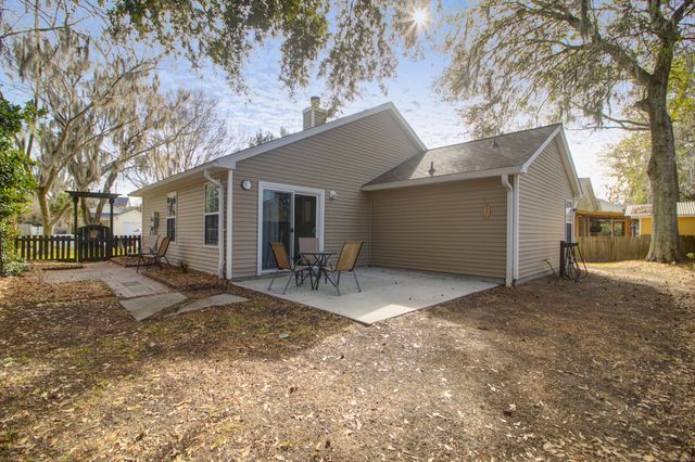 222 Lytham Court, Charleston, SC 29414