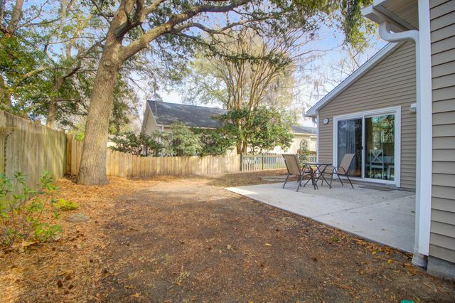 222 Lytham Court, Charleston, SC 29414