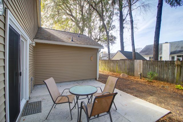 222 Lytham Court, Charleston, SC 29414
