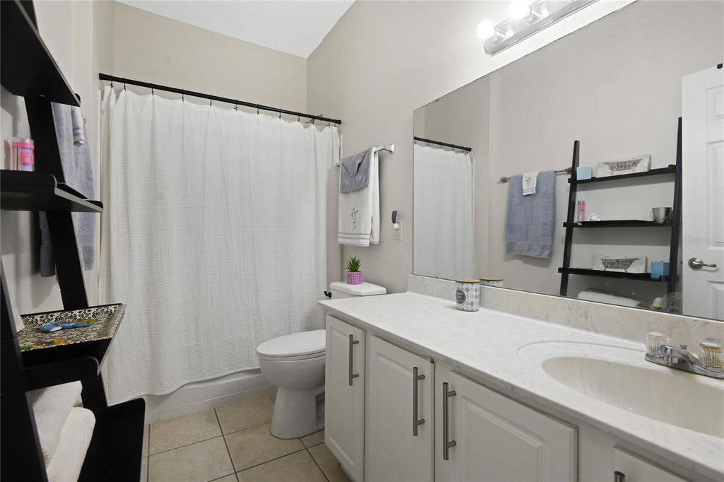 Image 14 of property listing at 1405 HILLSBOROUGH WAY, Kissimmee, FL 34759