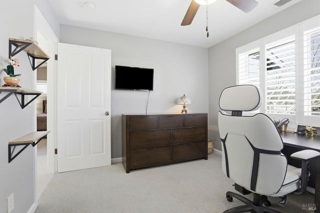 6 Gothic Dr, Novato, CA 94947