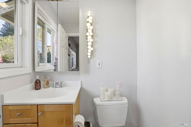 6 Gothic Dr, Novato, CA 94947