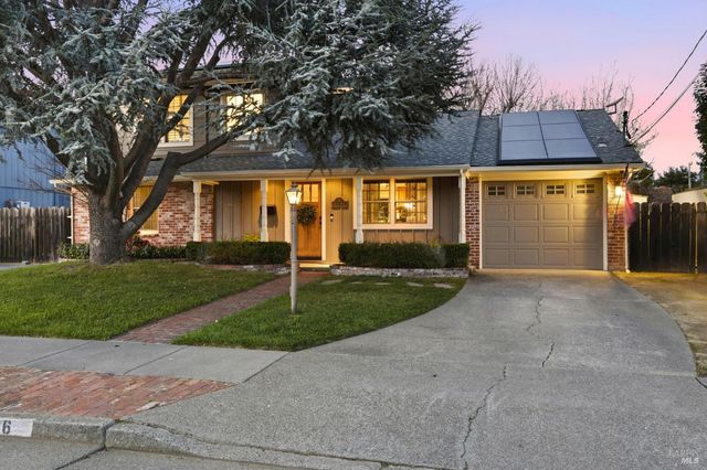 6 Gothic Dr, Novato, CA 94947