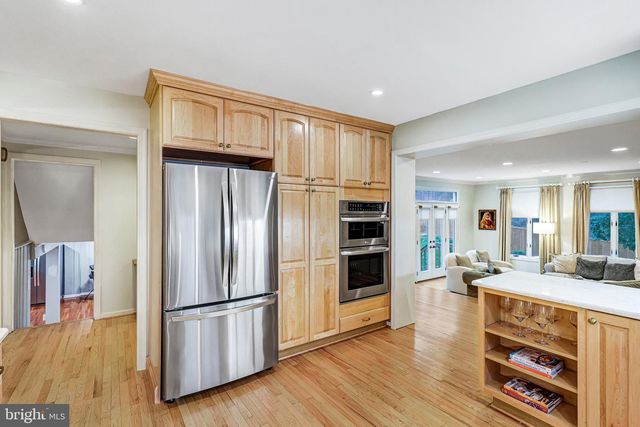 1504 WAKE FOREST DR, Alexandria, VA 22307