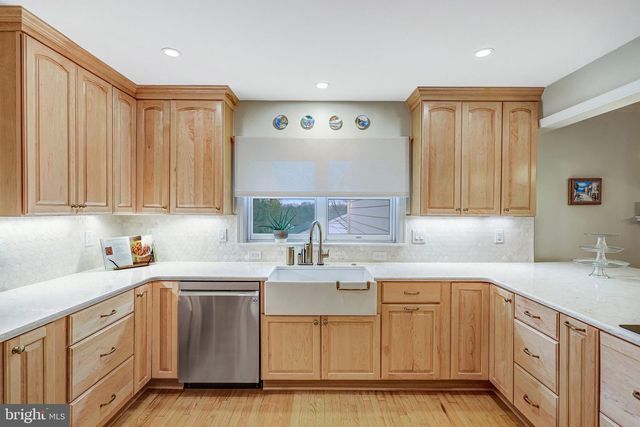 1504 WAKE FOREST DR, Alexandria, VA 22307