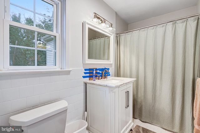 1504 WAKE FOREST DR, Alexandria, VA 22307