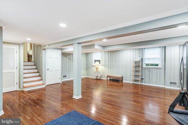 1504 WAKE FOREST DR, Alexandria, VA 22307