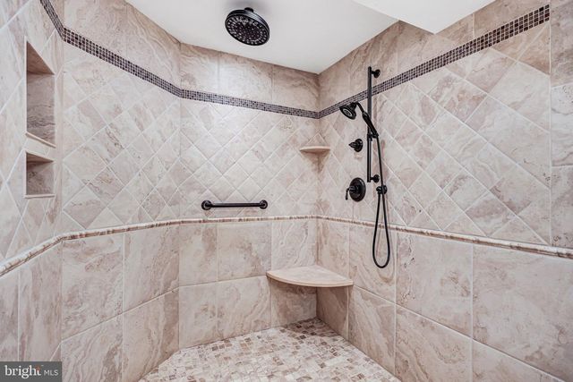 1504 WAKE FOREST DR, Alexandria, VA 22307