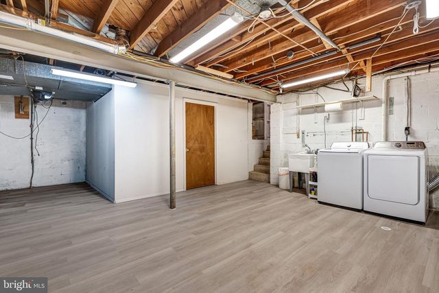 1504 WAKE FOREST DR, Alexandria, VA 22307