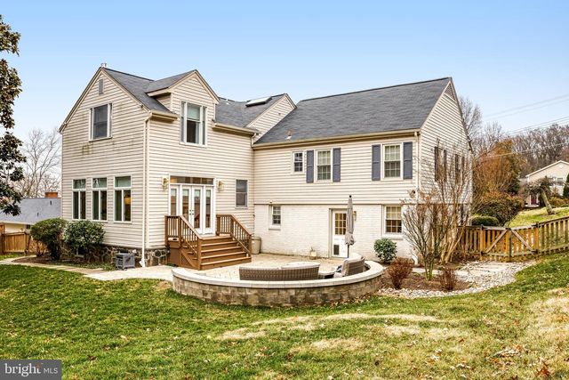 1504 WAKE FOREST DR, Alexandria, VA 22307