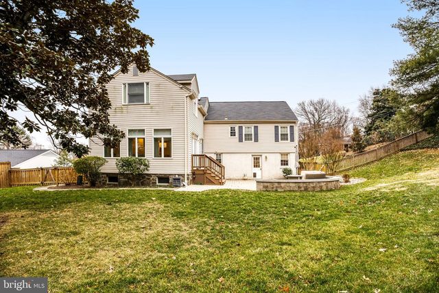 1504 WAKE FOREST DR, Alexandria, VA 22307