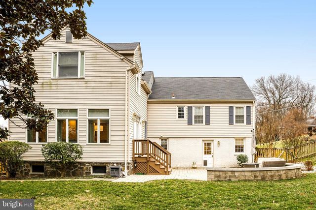 1504 WAKE FOREST DR, Alexandria, VA 22307