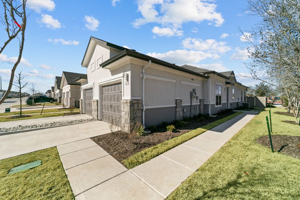 3910 Bungelow, Mckinney, TX 75071