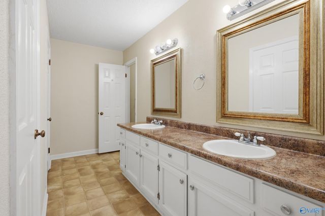 13014 Coys Drive SE, Huntsville, AL 35803