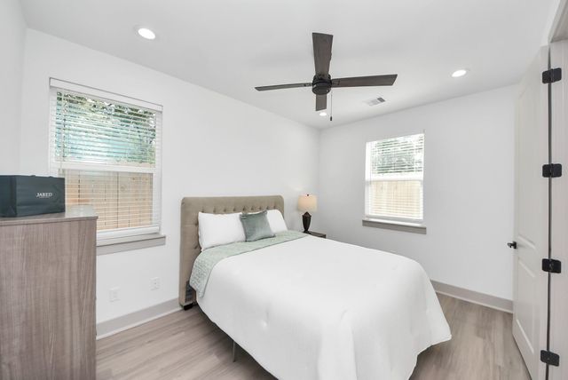5307 Kindred Garden Lane, Houston, TX 77091