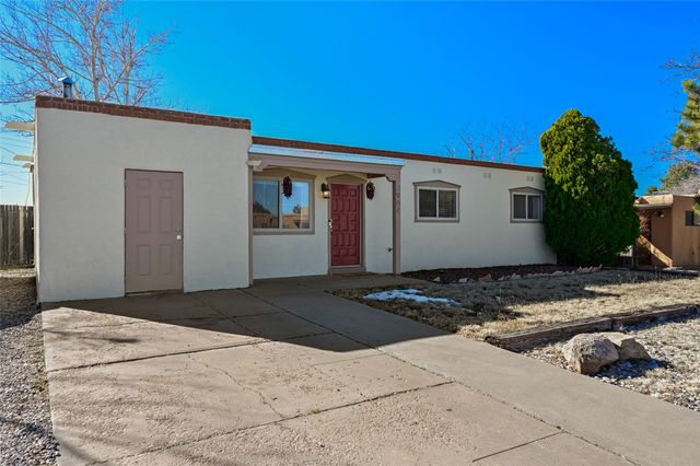 2904 Calle Princesa Juana, Santa Fe, NM 87507