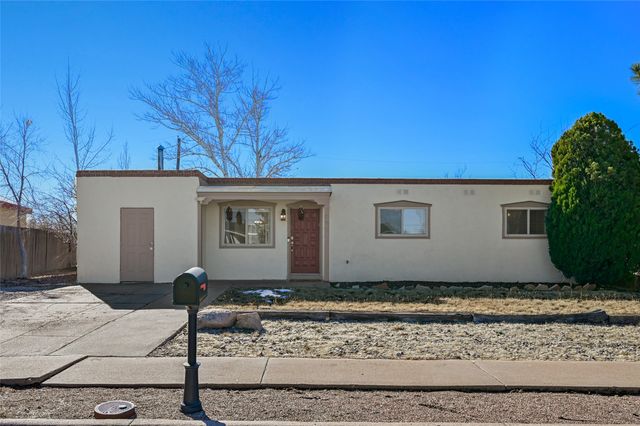 2904 Calle Princesa Juana, Santa Fe, NM 87507