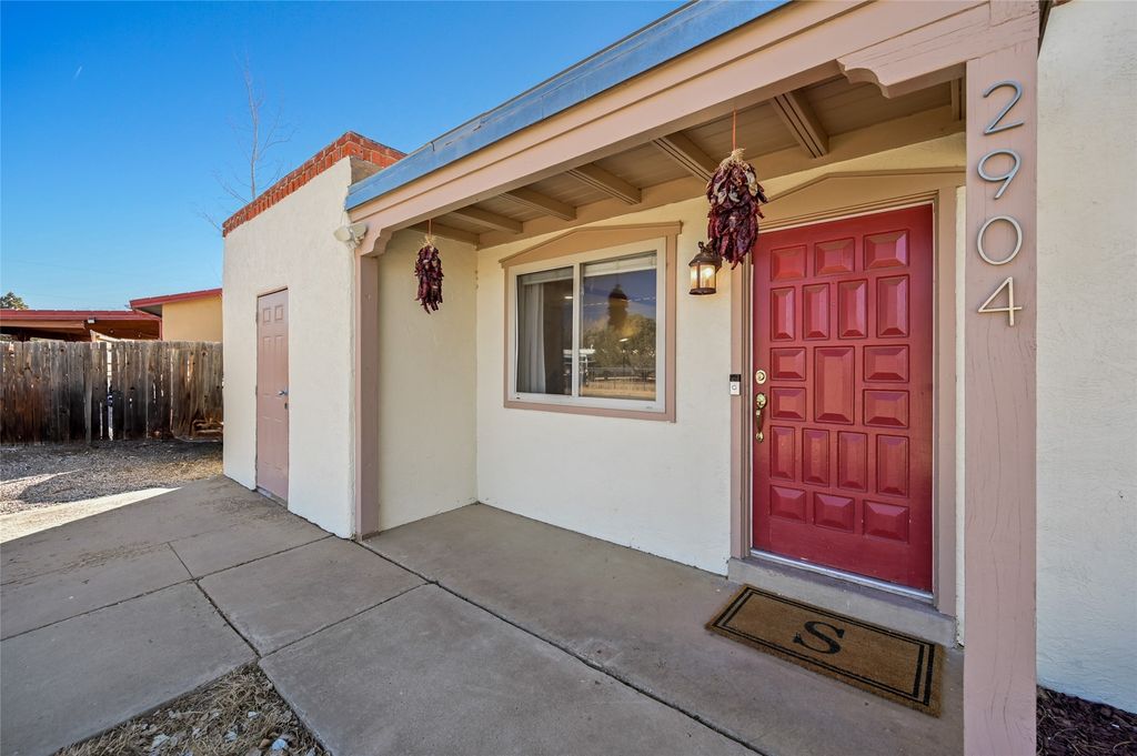 2904 Calle Princesa Juana, Santa Fe, NM 87507