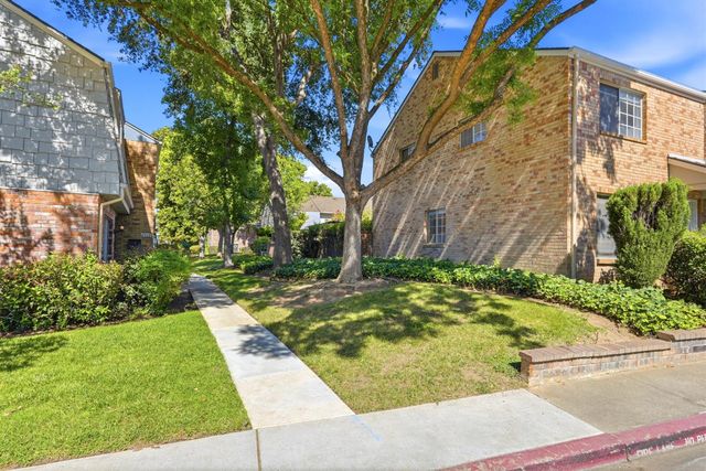 4010 Knoll Top Ct, Carmichael, CA 95608