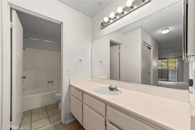 202 Evergreen Court, Azusa, CA 91702