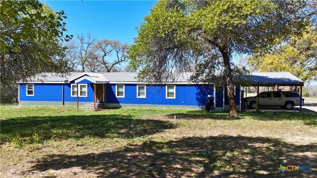 470 Lyon Road, Seguin, TX 78155