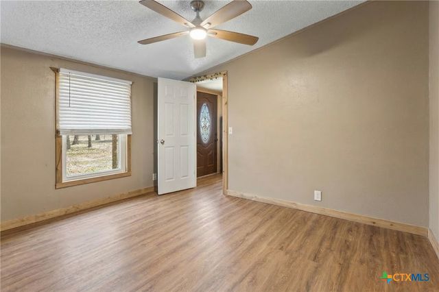 470 Lyon Road, Seguin, TX 78155