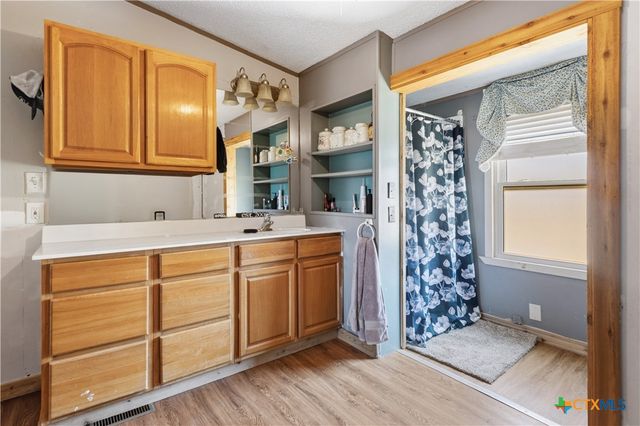 470 Lyon Road, Seguin, TX 78155