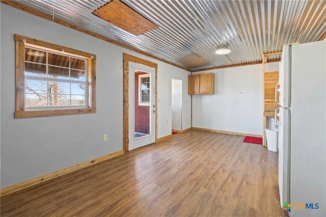470 Lyon Road, Seguin, TX 78155
