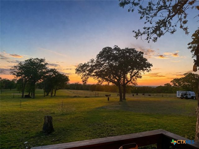 470 Lyon Road, Seguin, TX 78155