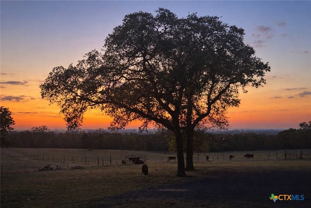 470 Lyon Road, Seguin, TX 78155