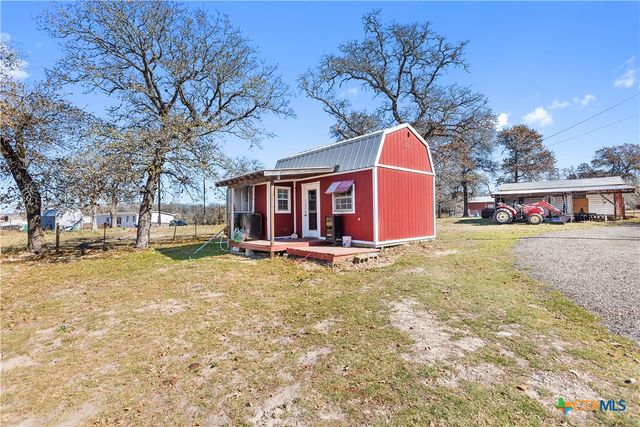 470 Lyon Road, Seguin, TX 78155