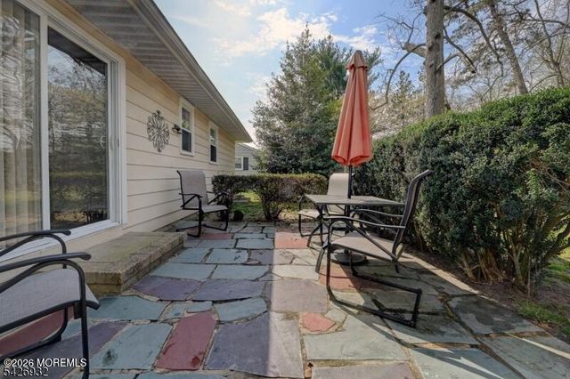 123 Columbine Circle, Toms River, NJ 08755