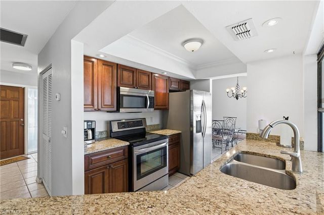 3815 5th PL, Cape Coral, FL 33914